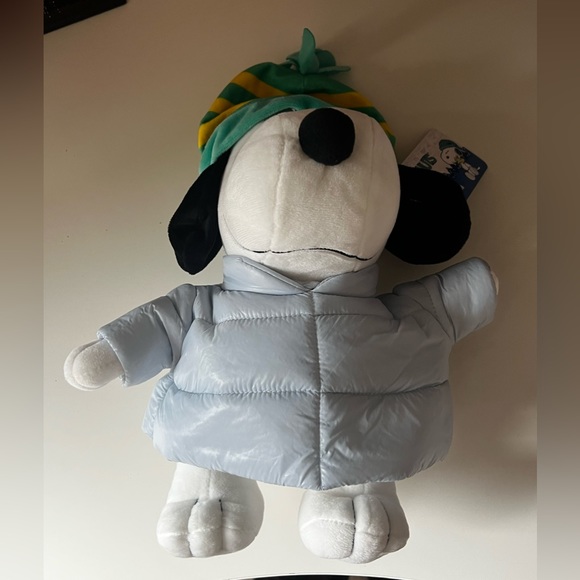 Snoopy Puffer Jacket Plush!! - Picture 2 of 5